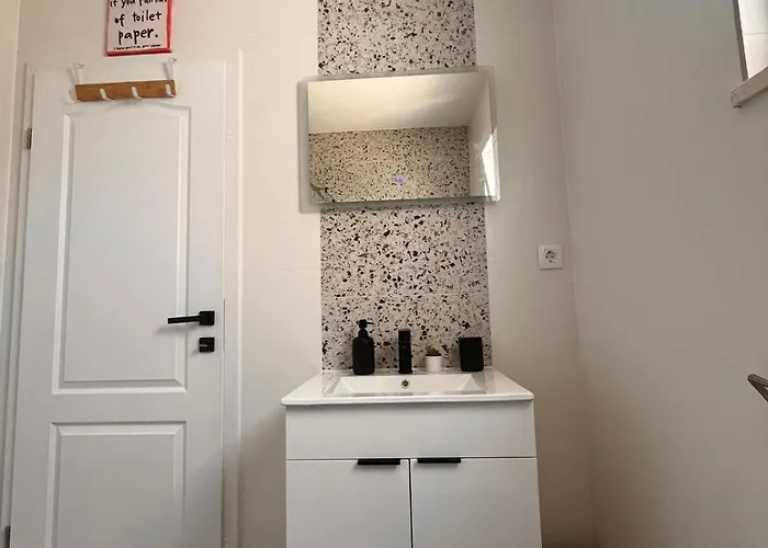 La Barquera Brodarica (Sibenik-Knin)